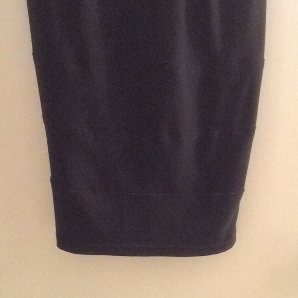 Stunning Little Black V Neck Dress   (R&M Richards - Picture 3 of 5